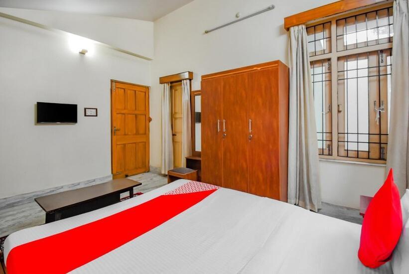 Отель Oyo Retro Residency Дургапур Экстерьер фото